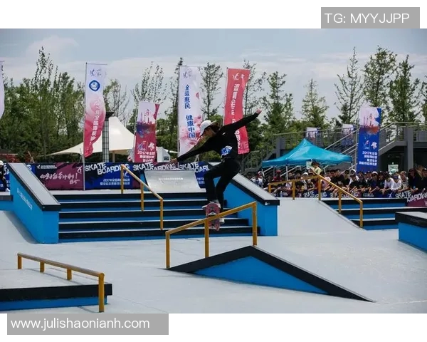 深圳滑板队灵活性引发热议探讨滑板文化与运动员表现的关系