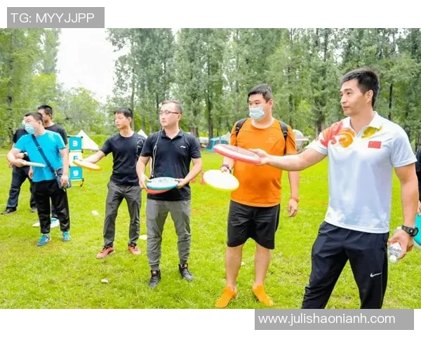 飞盘焦点：深入分析杭州飞盘队员的个人能力与团队协作技巧